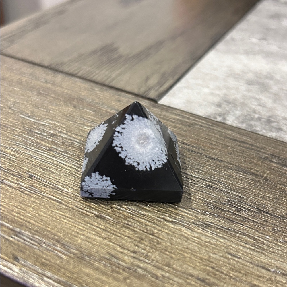 Snowflake Obsidian Pyramid Crystal - Black with Gray Snow Patterns - Picture 3 of 9
